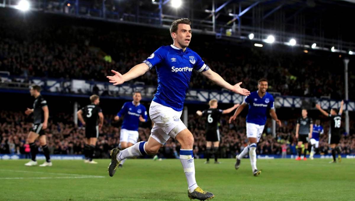 Everton beats Burnley 2-0, keeps alive Europa League hopes