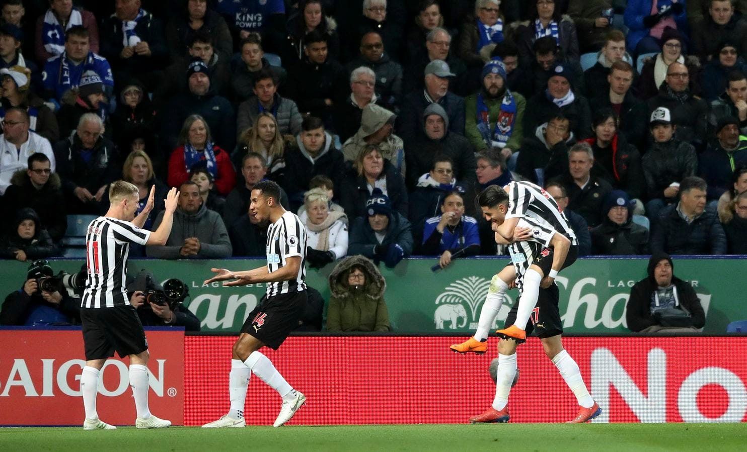 Newcastle beats Leicester 1-0, moves closer to EPL survival