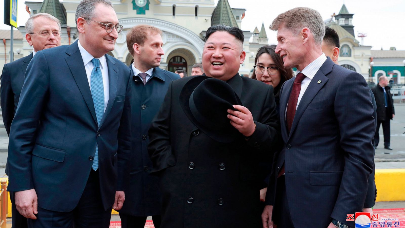 Putin hosts Kim for talks on North Korean nuclear standoff
