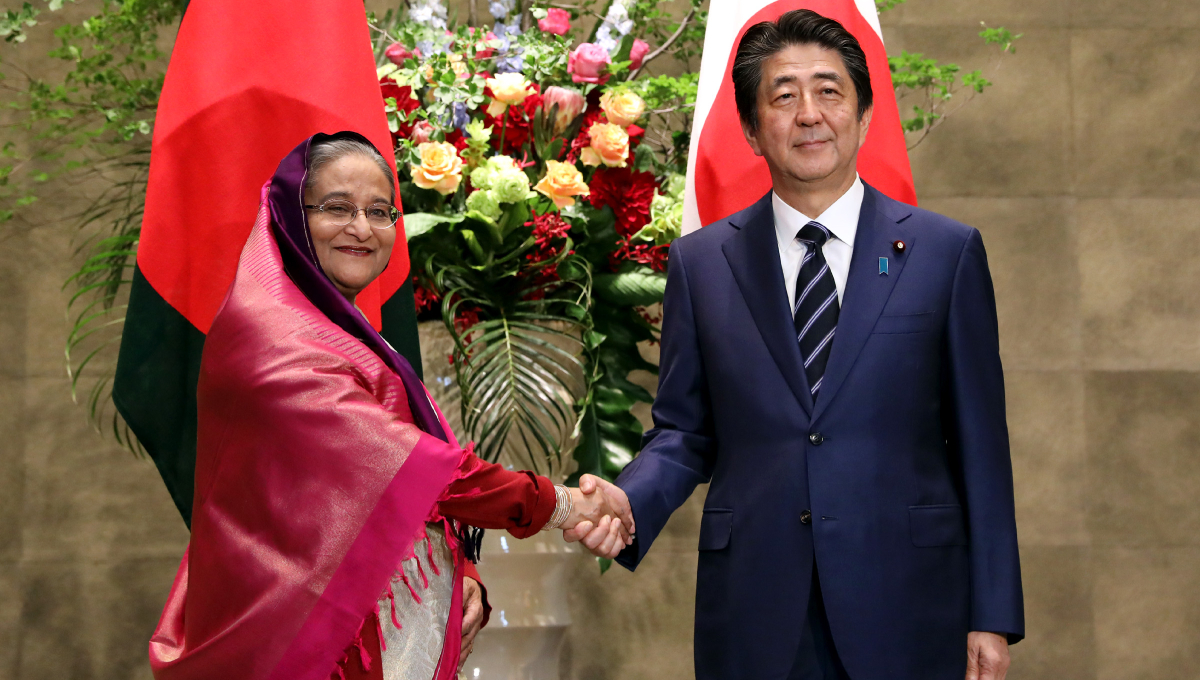 Hasina, Abe discuss durable solution to Rohingya crisis