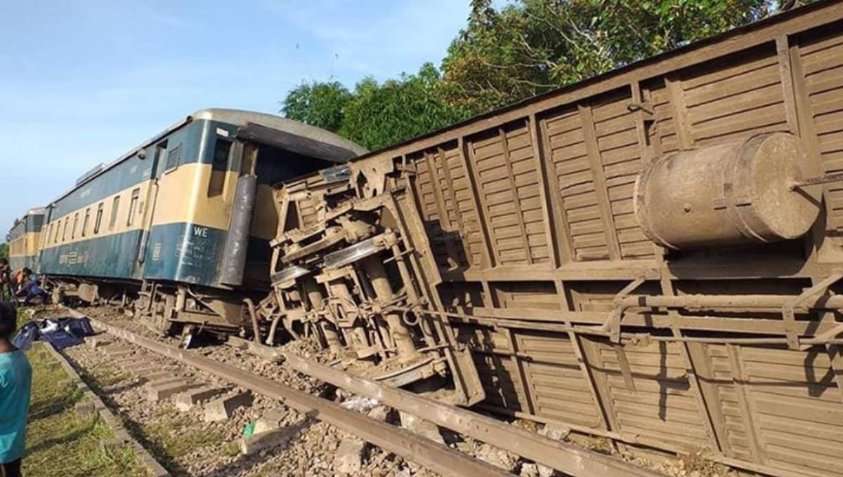 Death toll from Moulvibazar train crash rises to 5