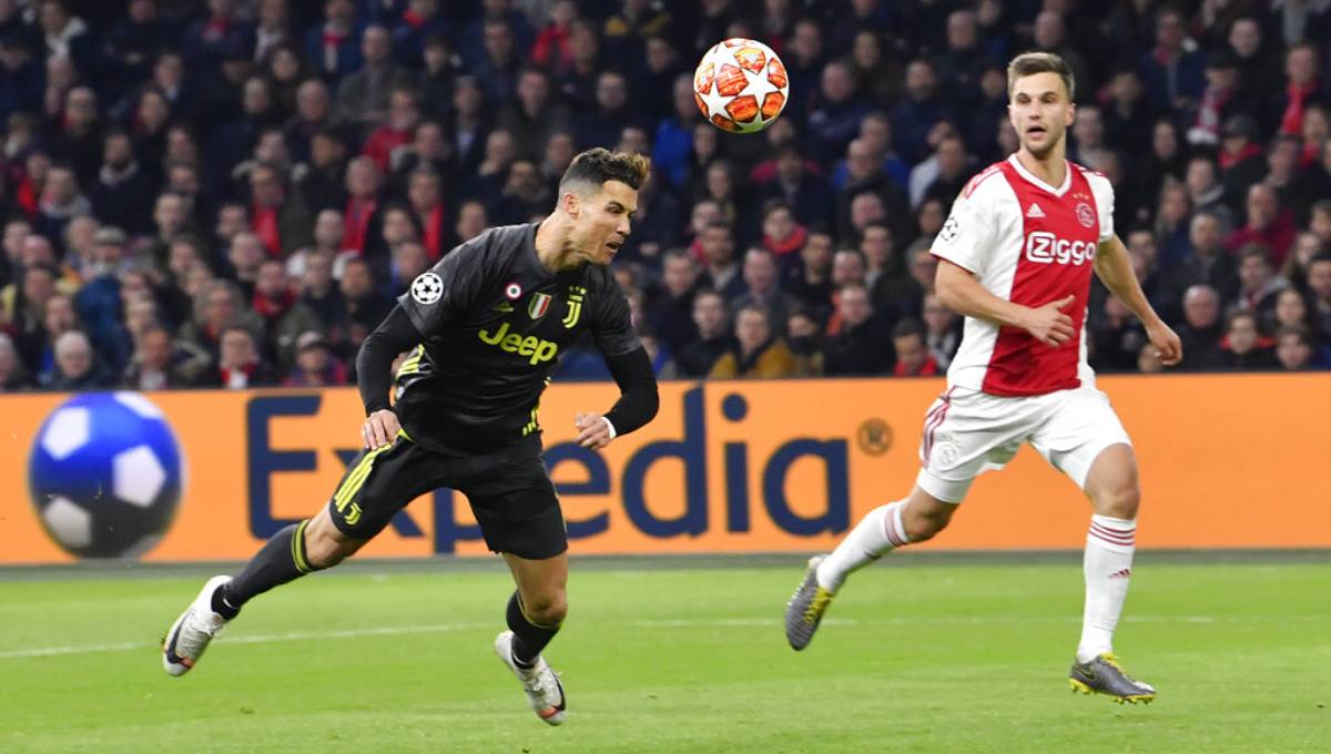 Ajax plays Ronaldo and Juventus tough in 1-1 draw