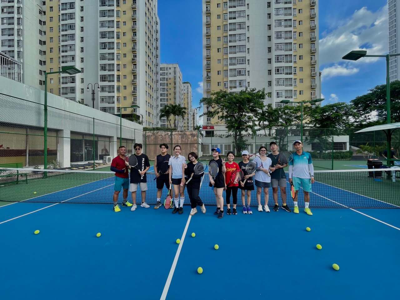 Học Tennis Hà Nội