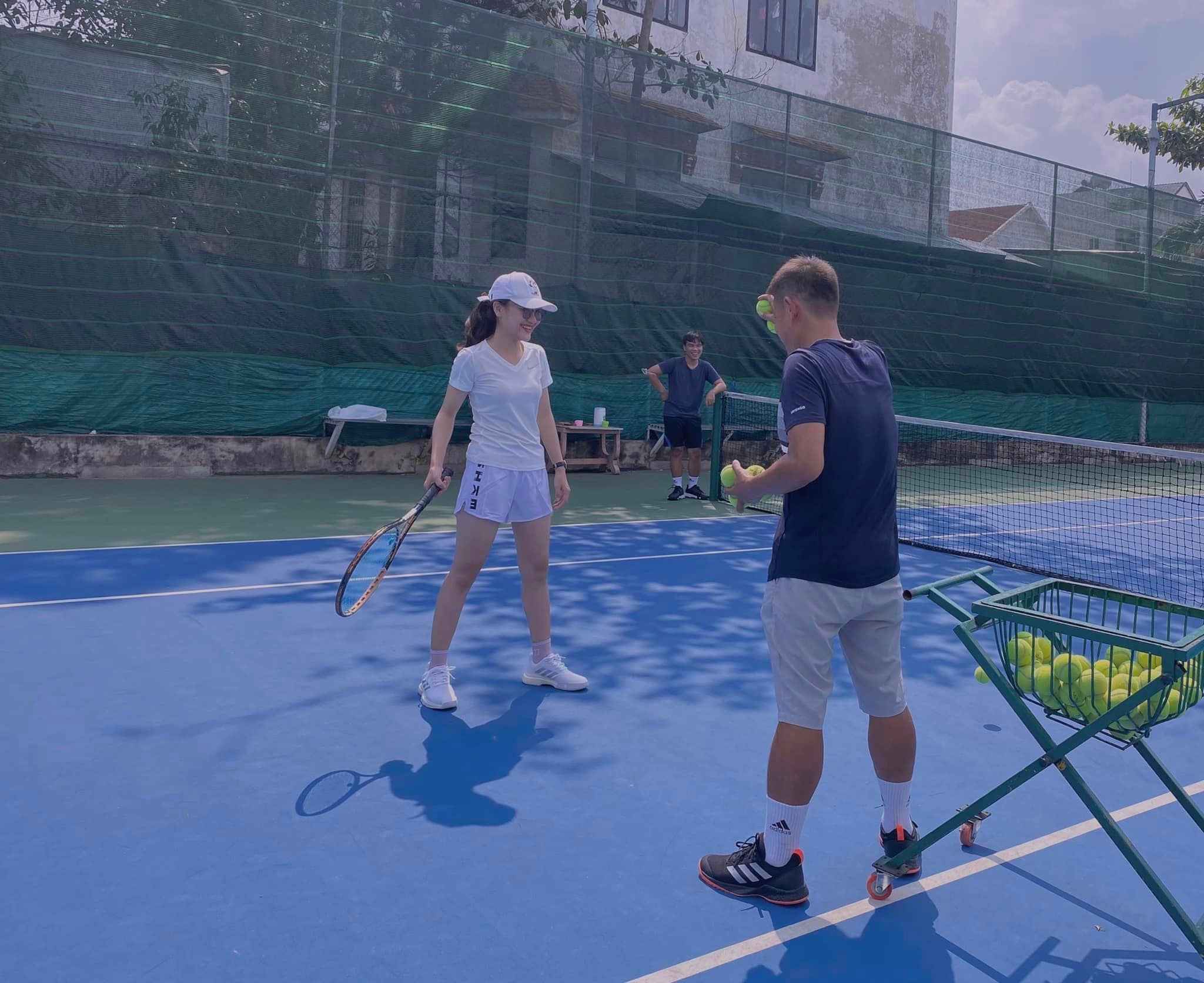 Học Tennis Hà Nội