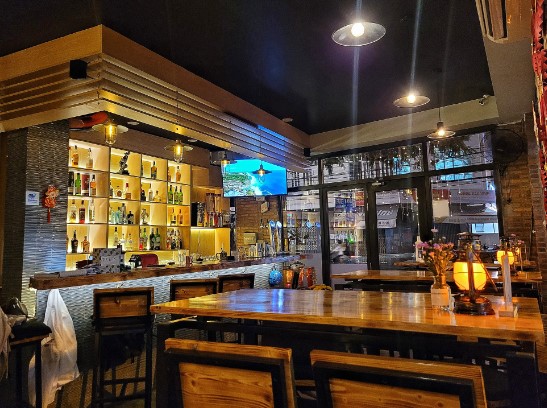 Secrets Bar & Grill Nha Trang