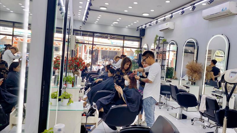 tiệm cắt tóc nam Đà Nẵng 