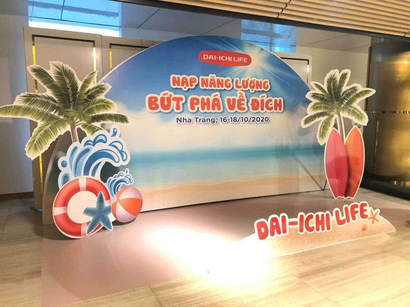 biển hiệu quảng cáo Nha Trang