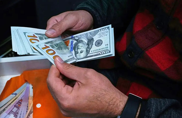 Activists say Iran’s crackdown has killed at least 6,221 people, as the country’s currency plunges