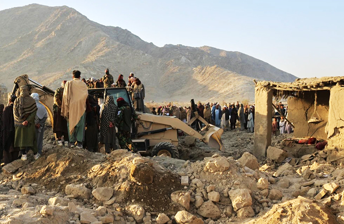 Pakistan carried out multiple overnight air strikes on Afghanistan