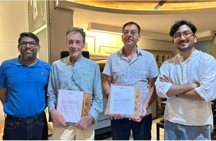 Gallery Cosmos hosts new and outgoing AFD directors in celebration of cultural bonds