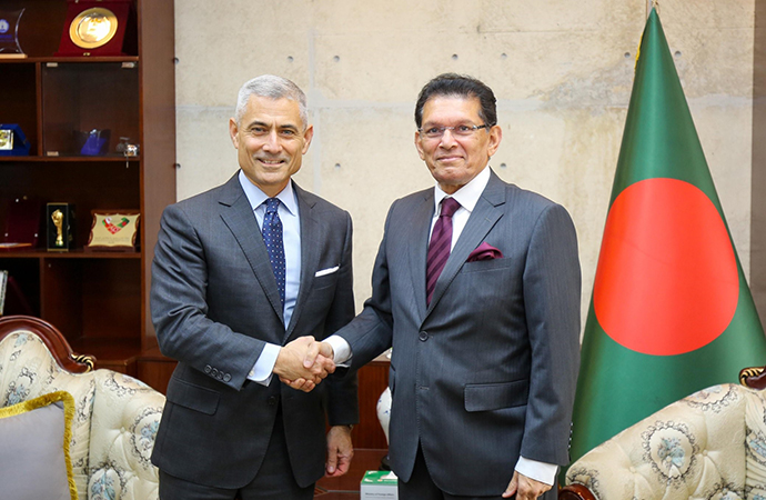 US trade deal discussed with BNP, Jamaat before signing: FM