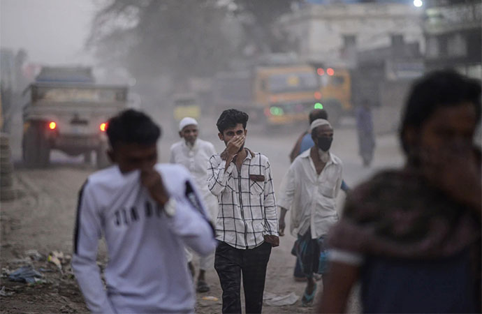 Dhaka chokes on smog as governments ignore transboundary air pollution crisis