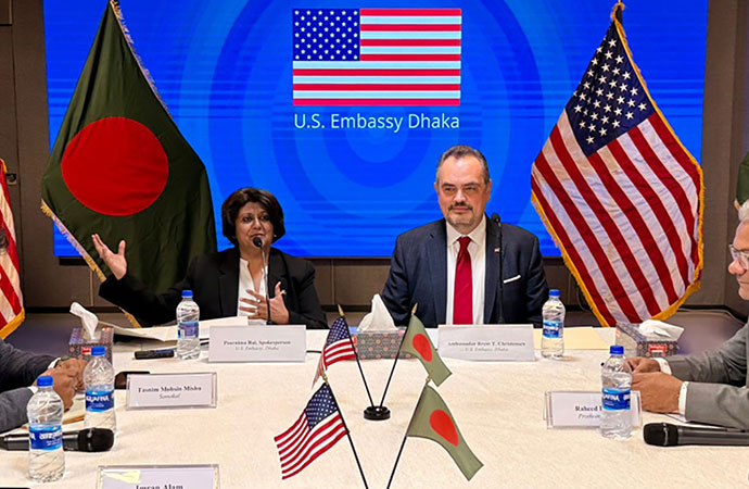 US doesn't take sides in Bangladesh elections: Ambassador Christensen