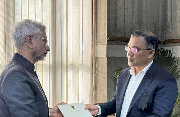 Dhaka-Delhi Escalating Tensions: Which way is off?