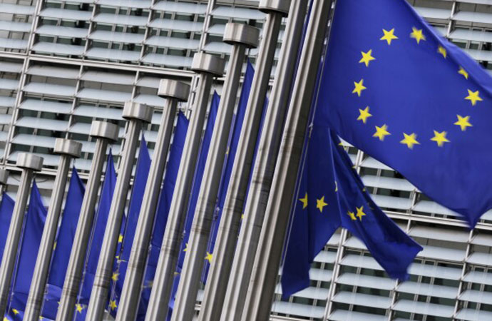 The EU could “respond swiftly and decisively” against the “unjustified” US visa bans