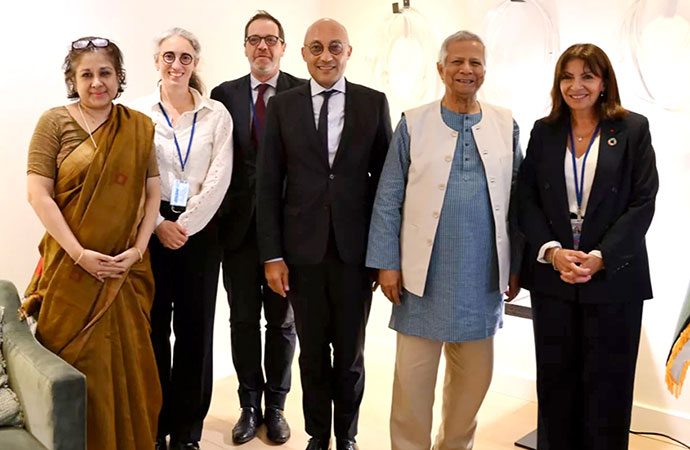 Prof Yunus urges carbon-neutral future for Olympics