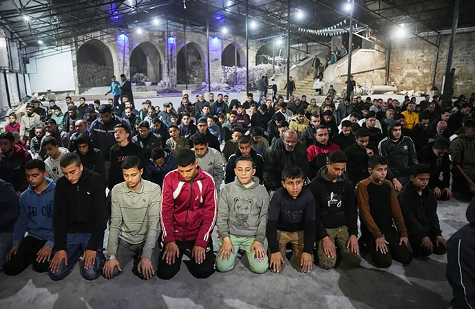 Ramadan arrives in Gaza under shaky ceasefire deal, but the festive spirit eludes many Palestinians