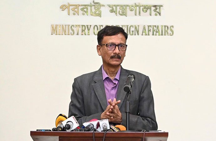 Dhaka's ties with Delhi won’t get stuck on single issue: Foreign Adviser