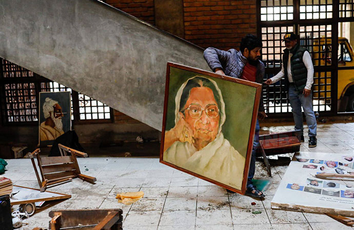 Mobs Run Amok: An affront to Hadi’s legacy