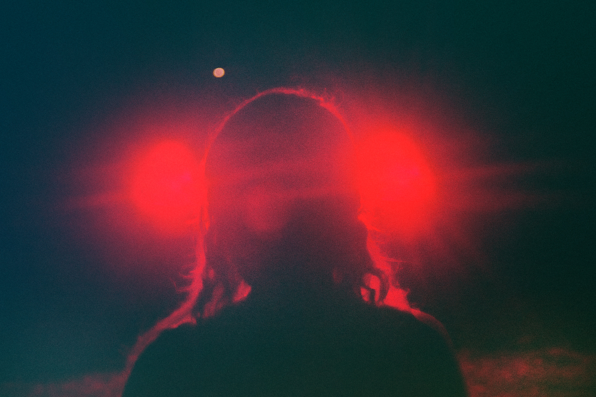 Dropwizz Flashing Lights (remix) Decibel