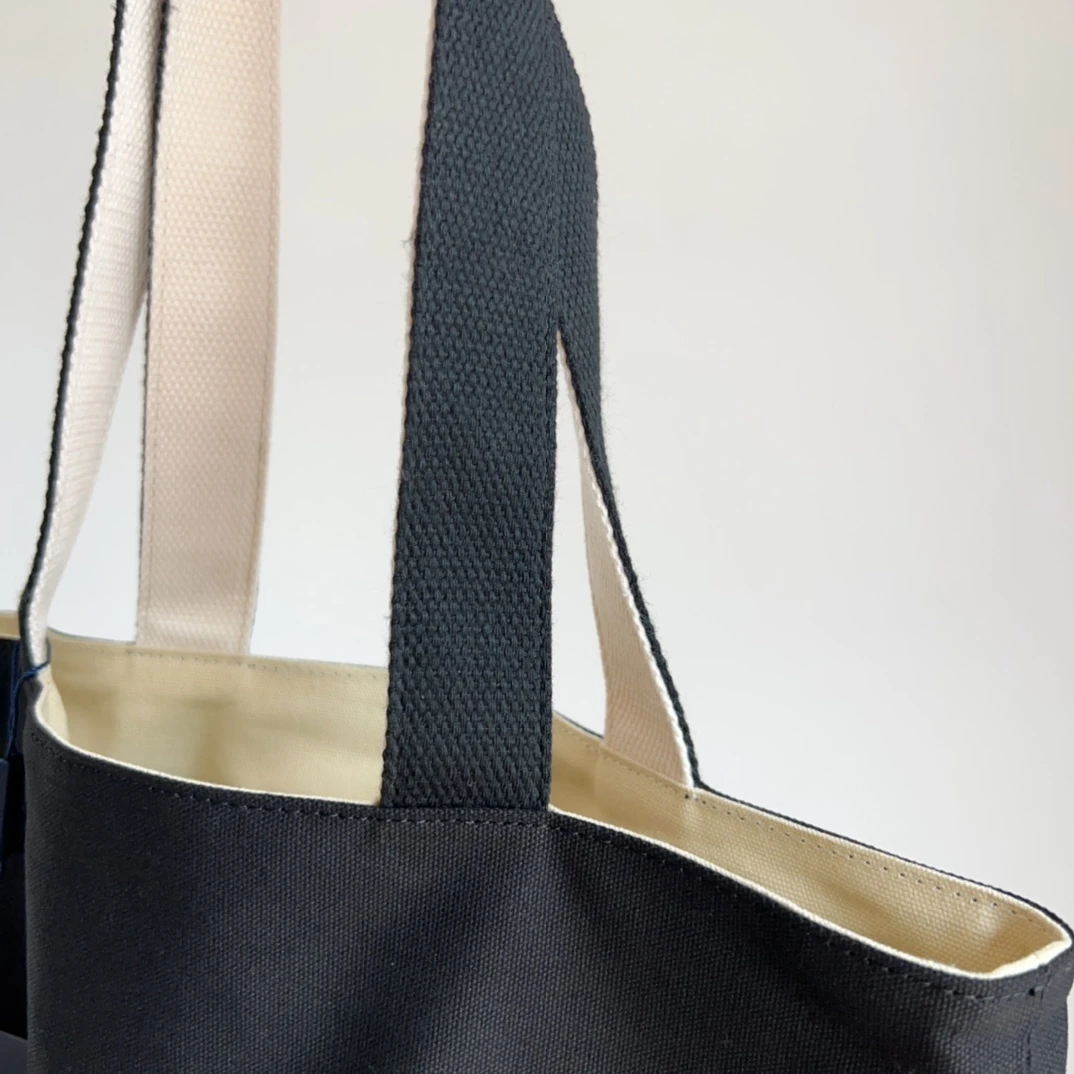 ZH516 Ralph Lauren double-sided printed canvas bag 45.5$ gallery