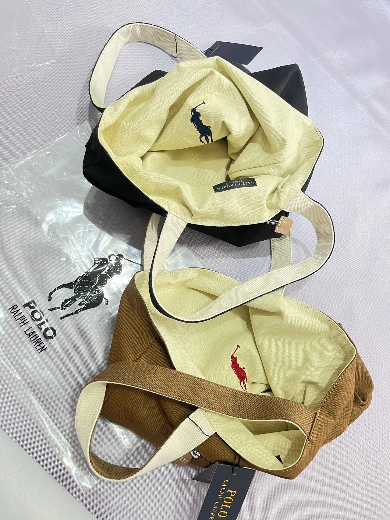 ZH516 Ralph Lauren double-sided printed canvas bag 45.5$ gallery