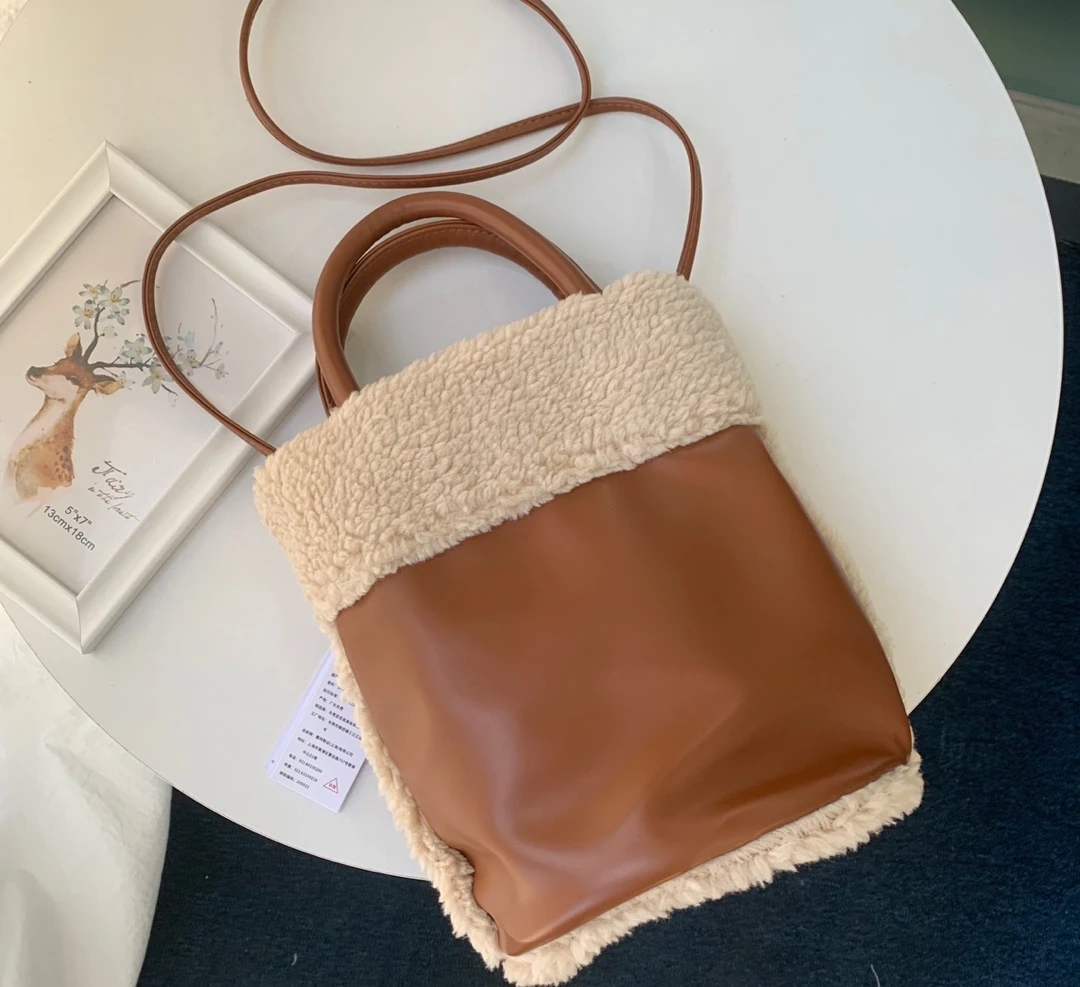 ZH518 UGG lamb wool bucket bag 45$ gallery