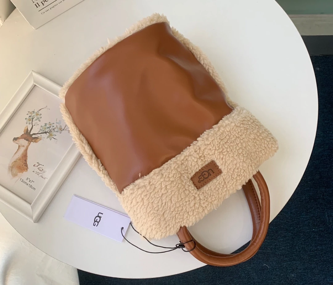 ZH518 UGG lamb wool bucket bag 45$ gallery