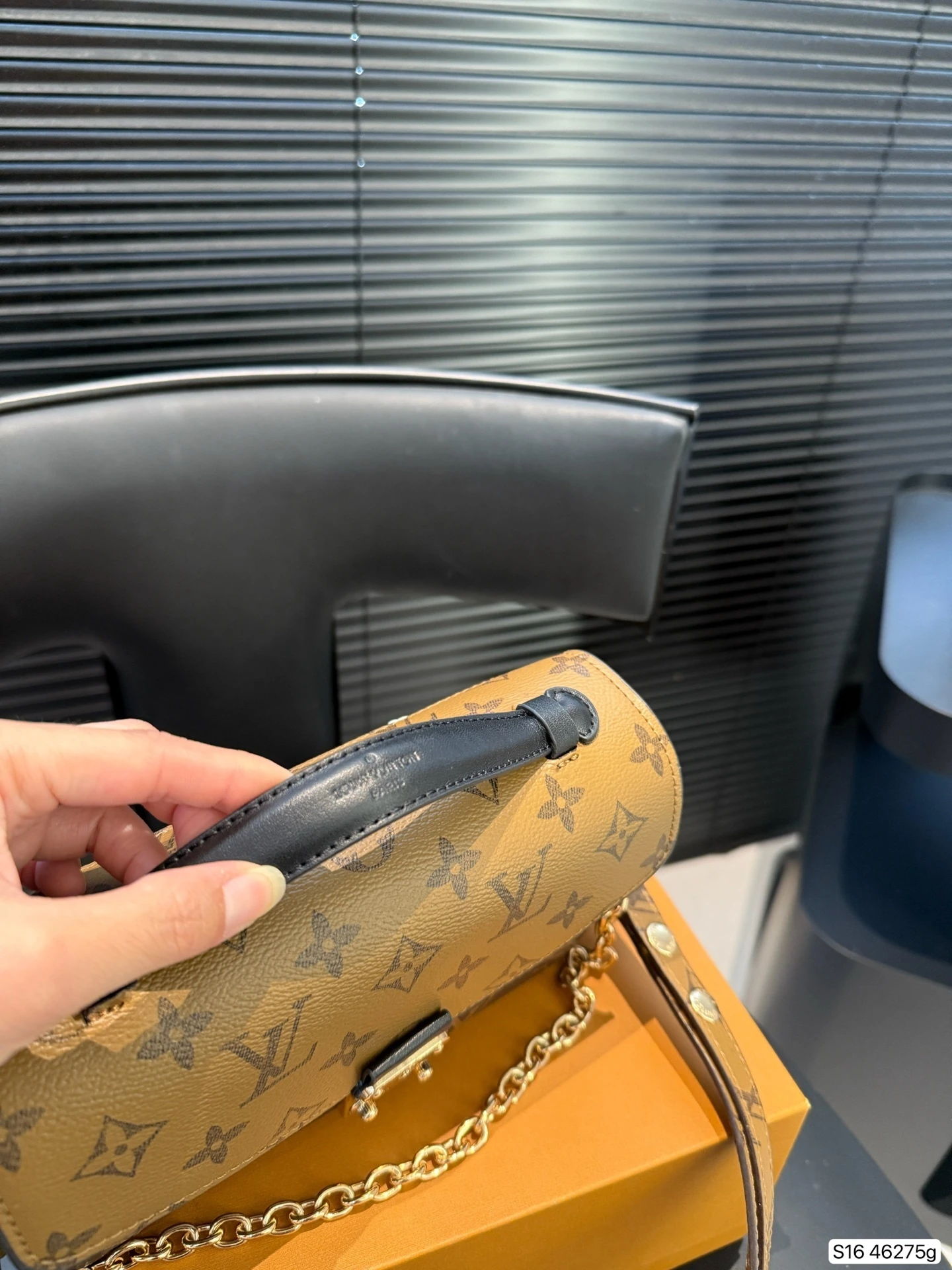 ZH532 Louis Vuitton Pochette Métis bag 58$ gallery