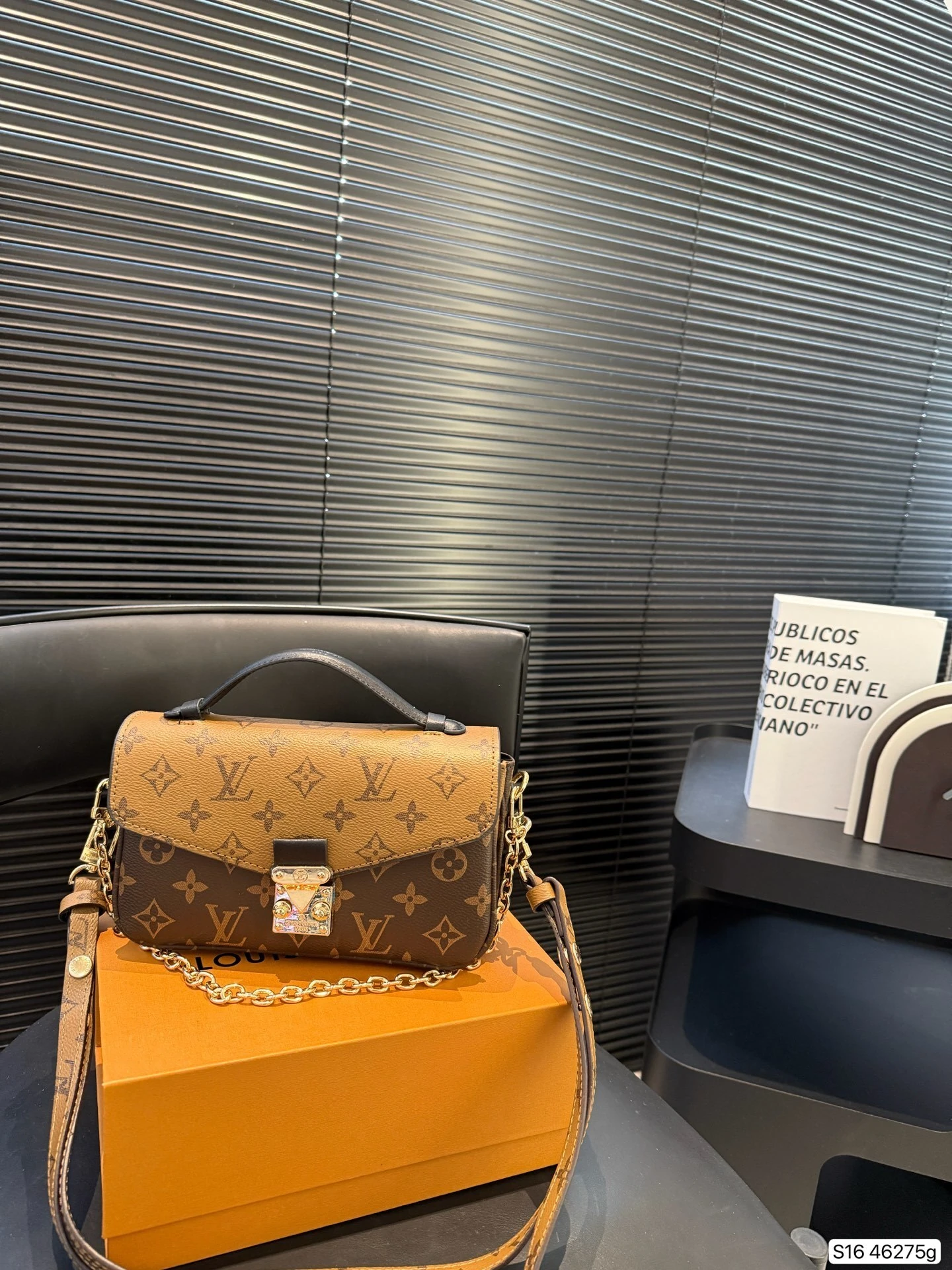 ZH532 Louis Vuitton Pochette Métis bag 58$ gallery