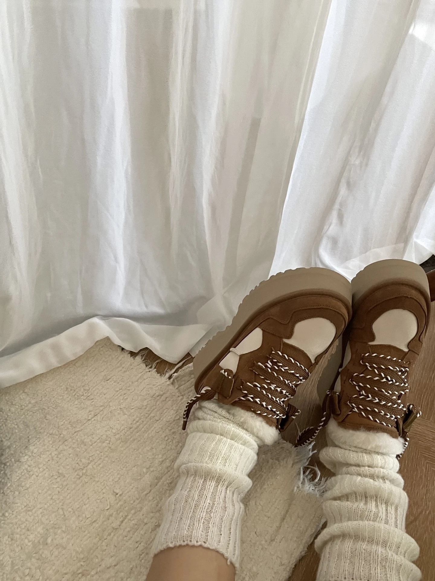 ZH563 UGG Astromel Platform Sneakers 72$ gallery