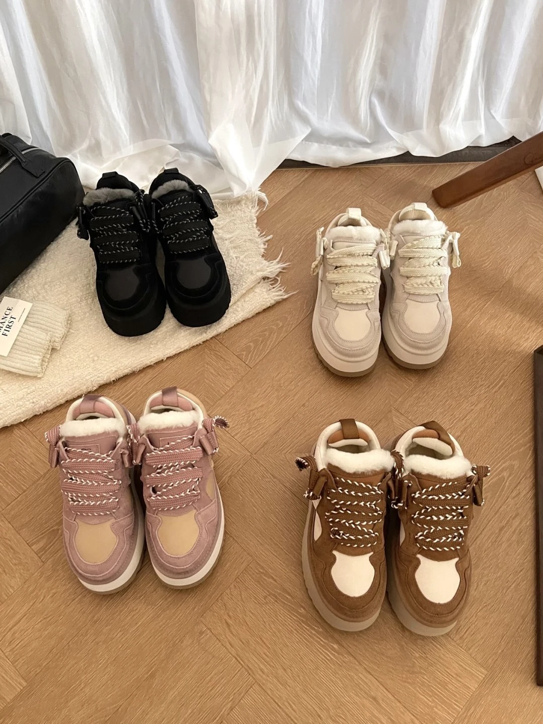 ZH563 UGG Astromel Platform Sneakers 72$ gallery