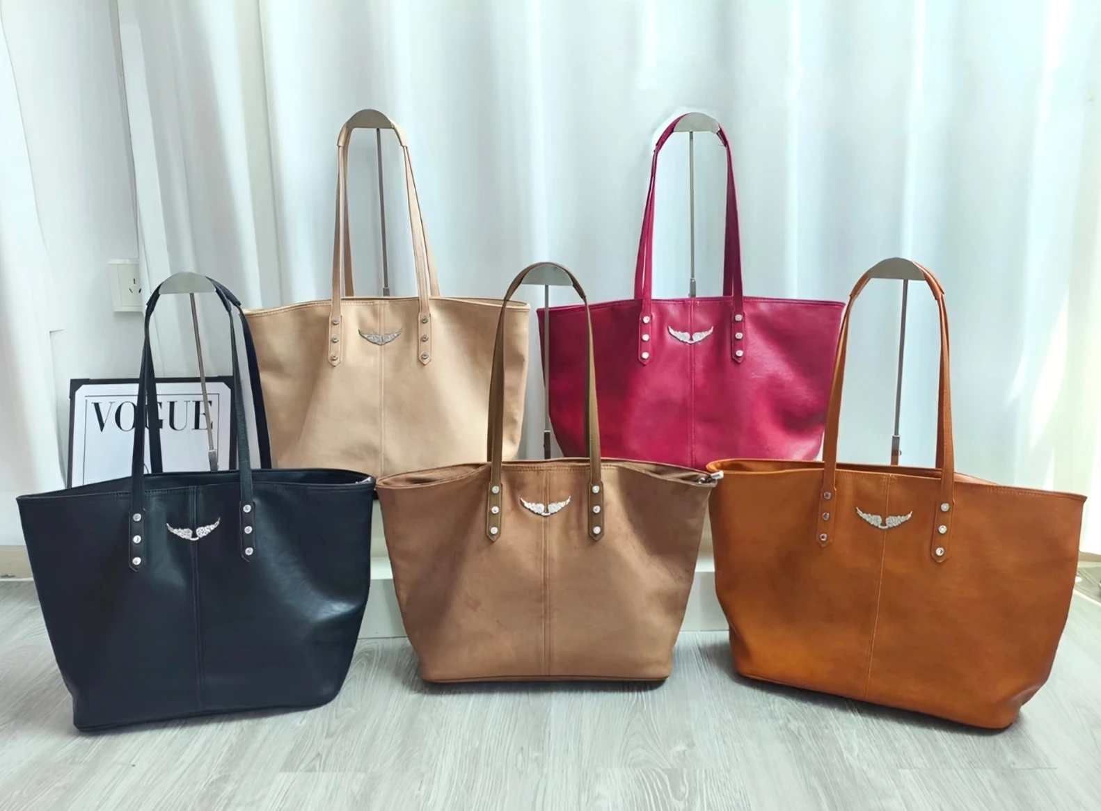 ZH564 Zadig&Voltaire tote bag 42.8$ gallery