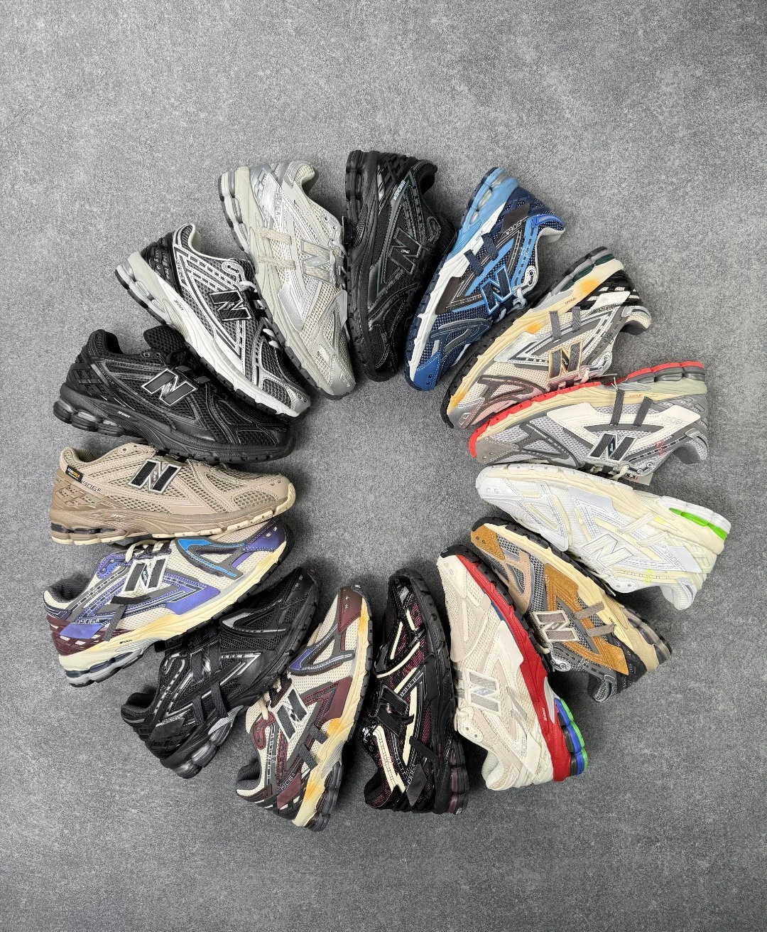 BW04 New Balance M1906R series 53$ gallery