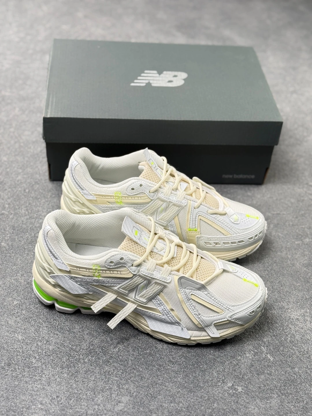 BW04 New Balance M1906R series 53$ gallery