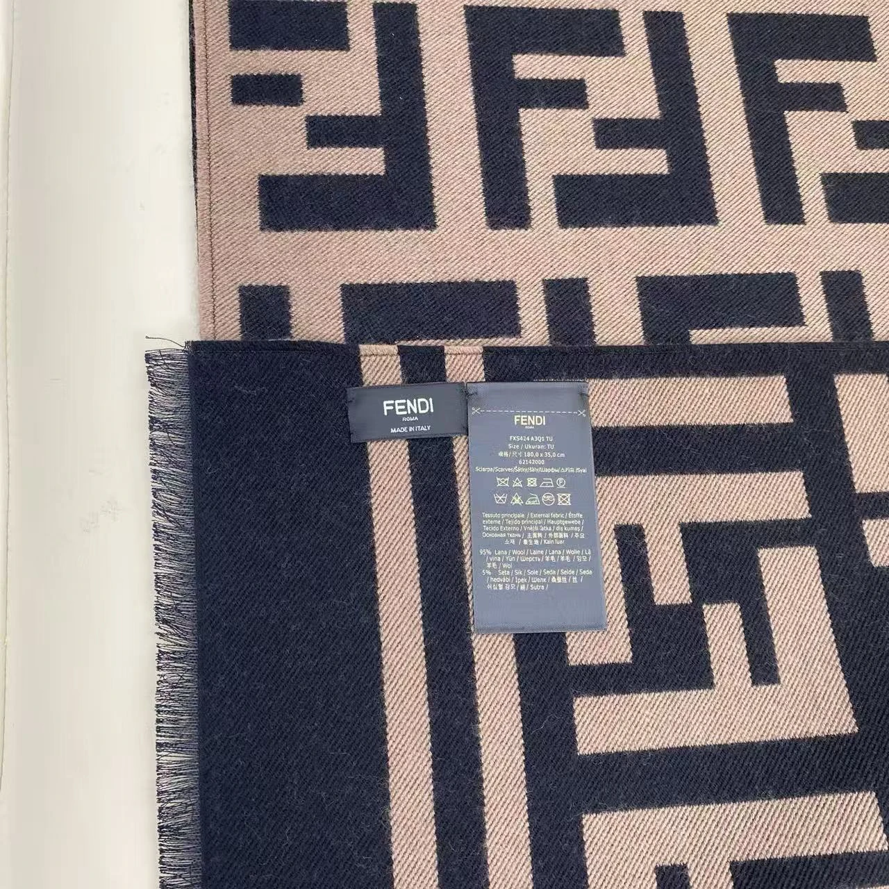 $73.99-LING-19 Fendi gallery