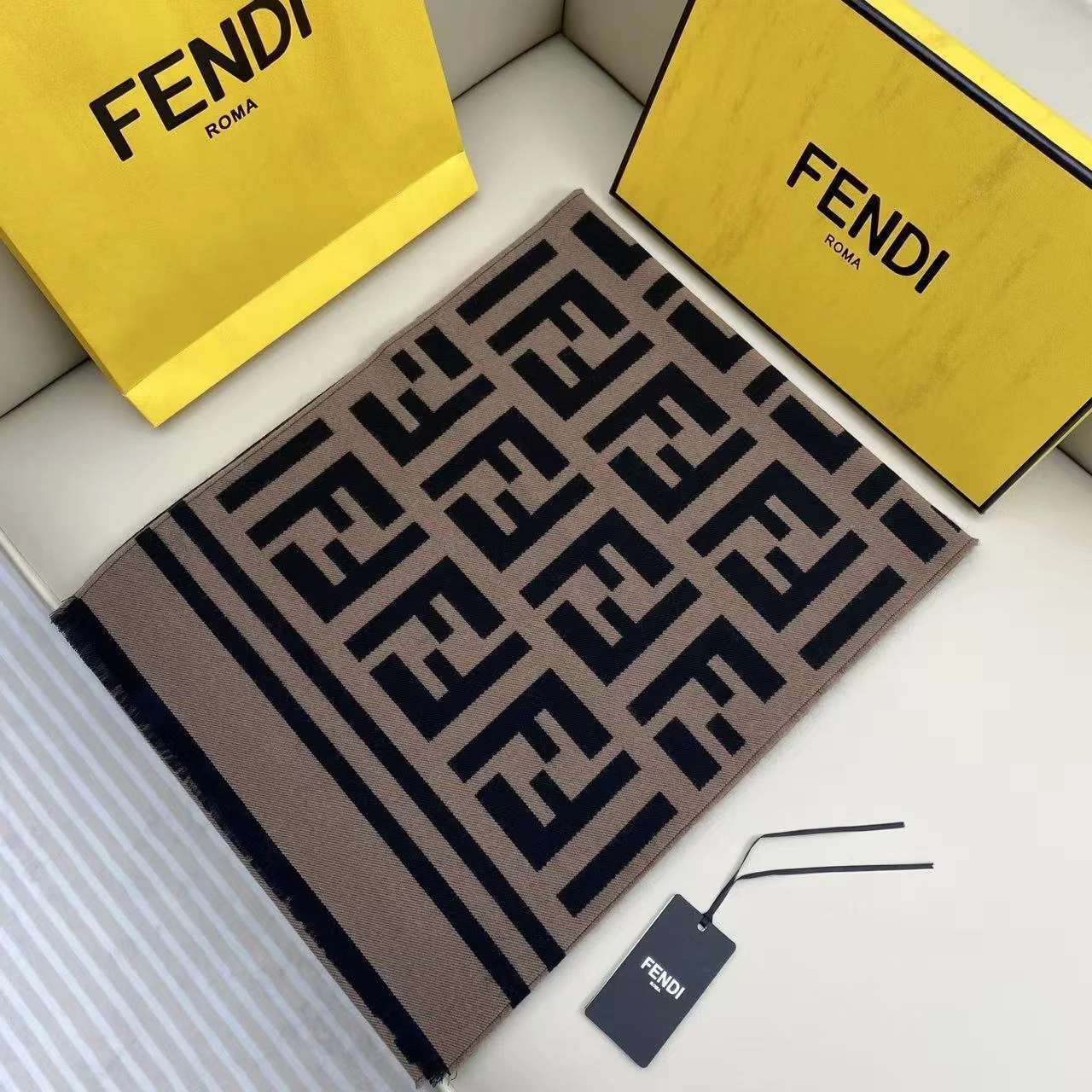 $73.99-LING-19 Fendi gallery