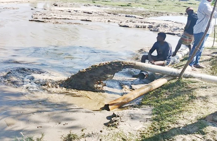 Sand syndicates tighten grip on Bangladesh's northern region