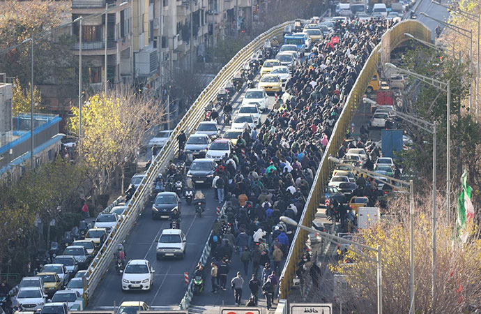 Protests and strikes in Iran over inflation and currency devaluation
