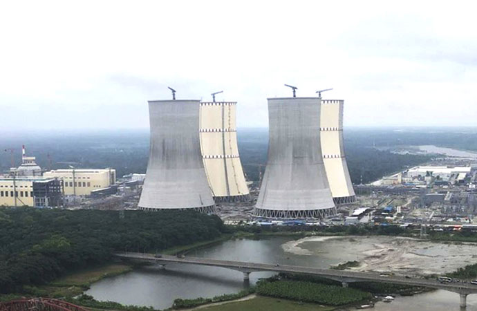 Another shipment of highly radioactive uranium fuel