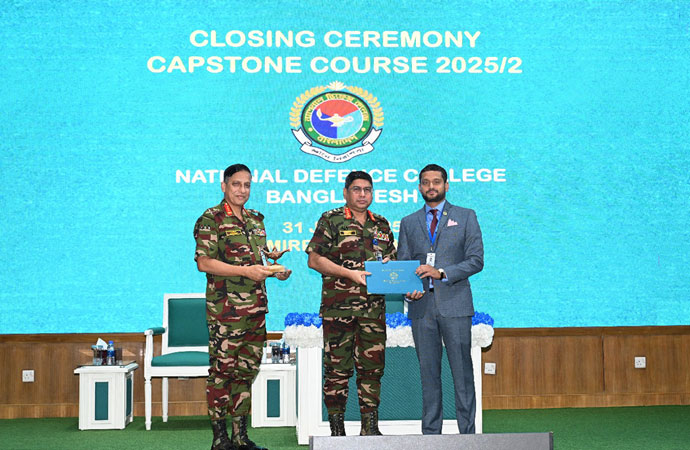 Army Chief inspires Capstone fellows to lead with purpose in nation building