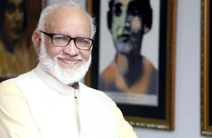 Tributes pour in as Mustafa Zaman Abbasi laid to eternal rest