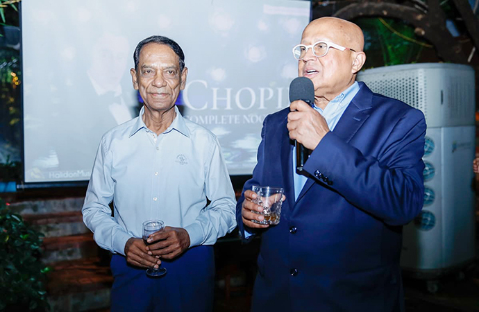 Enayetullah Khan Hosts Dinner