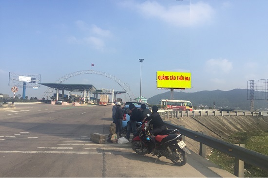 BIEN TAM LON CHAN CAU BEN THUY MOI(1)
