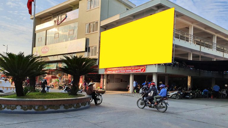 Pano Ốp Tường Tại Chợ Cầu Giát – Quỳnh Giang – TT. Cầu Giát – Quỳnh Lưu – Nghệ An