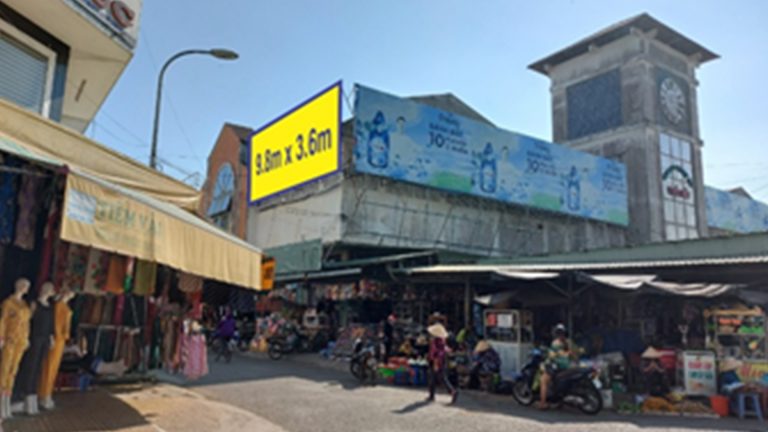 Pano Ốp Tường Tại Trung Tâm Thương Mại Thốt Nốt – Quận Thốt Nốt – Tp. Cần Thơ