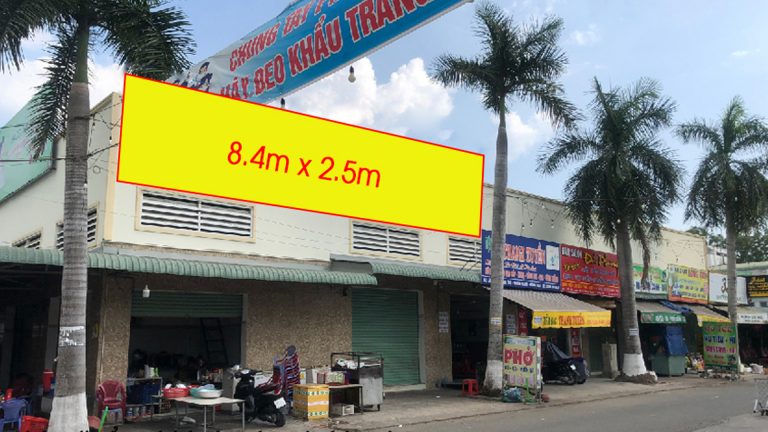 Pano Ốp Tường Tại Chợ Long Thọ – Hùng Vương – Ấp 1 – Huyện Nhơn Trạch – Tỉnh Đồng Nai (Cổng Chính Cánh Trái Vị Trí 1)