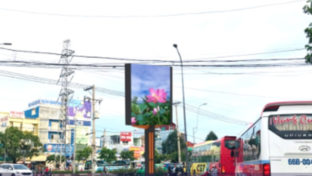 Pano Ngã 03 Kinh Dương Vương – Tên Lửa