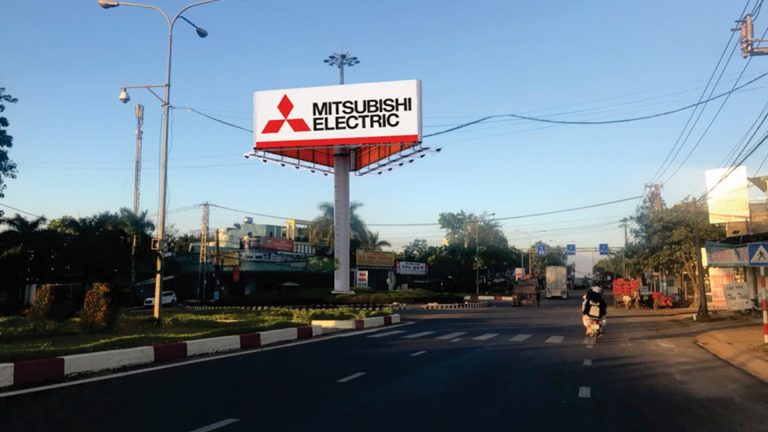 Billboard 3 Mặt Tại Vòng Xoay Chư Á – Tp. Pleiku – Tỉnh Gia Lai