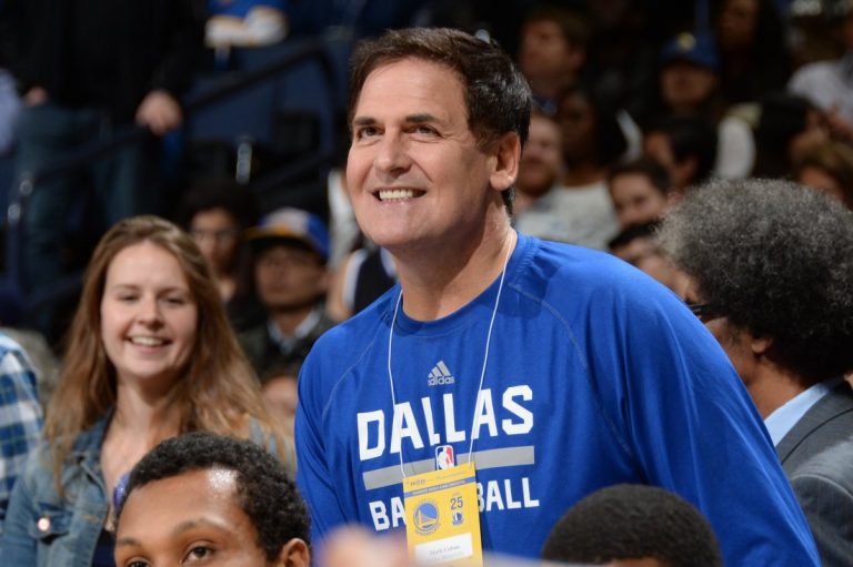 OAKLAND, CA - FEBRUARY 4: Mark Cuban, Owner of the Dallas Mavericks, attends a game between the Golden State Warriors and the Dallas Mavericks at Oracle Arena on February 4, 2015 in Oakland, California. NOTE TO USER: User expressly acknowledges and agrees that, by downloading and/or using this Photograph, user is consenting to the terms and conditions of the Getty Images License Agreement. Mandatory Copyright Notice: Copyright 2015 NBAE (Photo by Andrew D. Bernstein/NBAE via Getty Images)